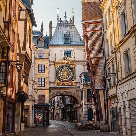 La Fleche Saint Vivien: Hypercentre & Cathedrale アパート