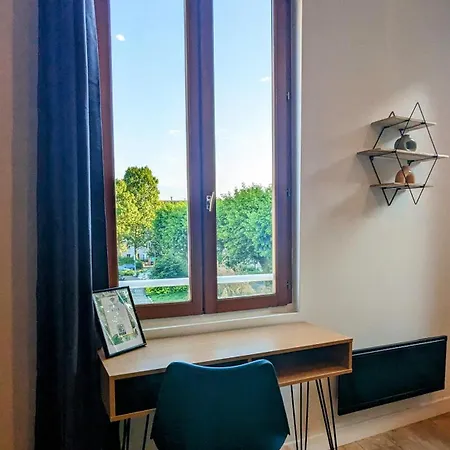 La Fleche Saint Vivien: Hypercentre & Cathedrale ルーアン