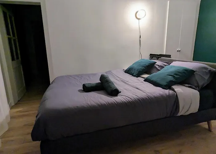 Apartment La Fleche Saint Vivien: Hypercentre & Cathedrale Rouen